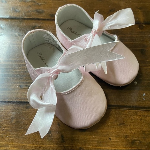 🦄Ralph Lauren Shoes - Picture 2 of 11